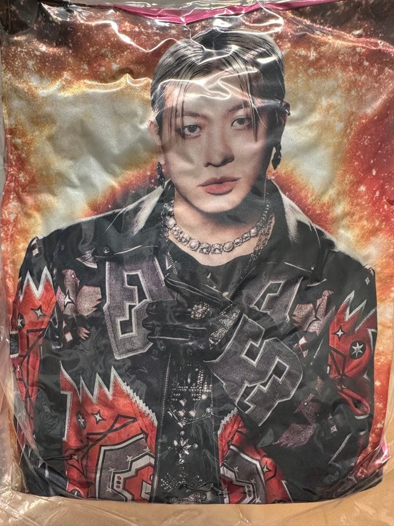 山本彰吾クッション