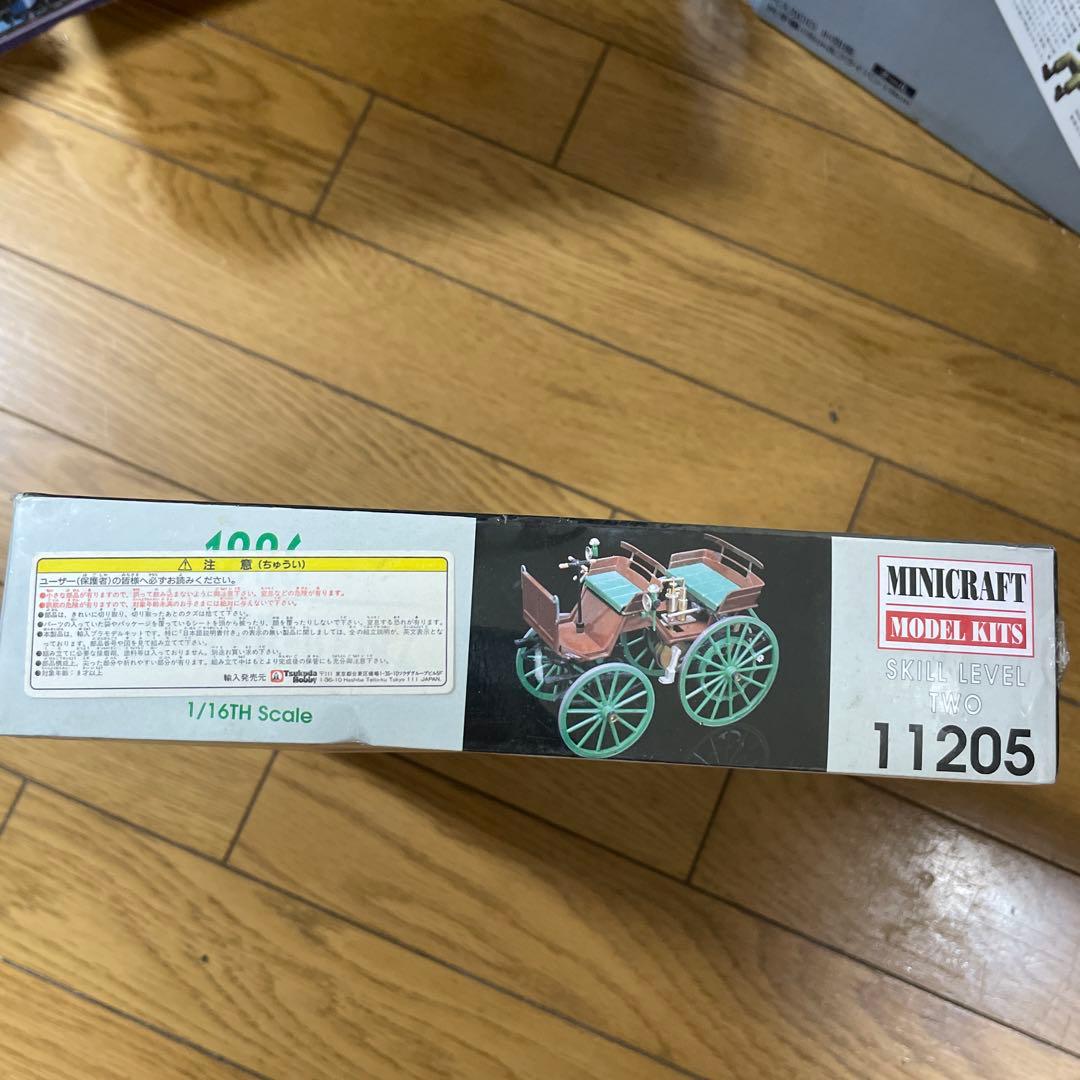 1886 Daimler-Benz 1/16スケール モデルキット