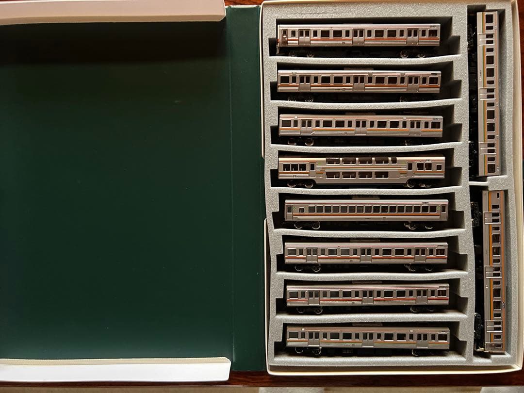 パ*N様 Nゲージ　KATO211系