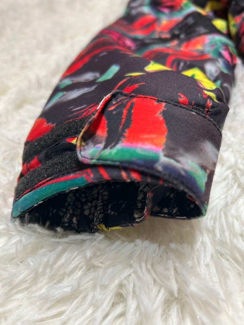 極美品VOLCOMスノーボードウェアジャケットFREE INSULATED