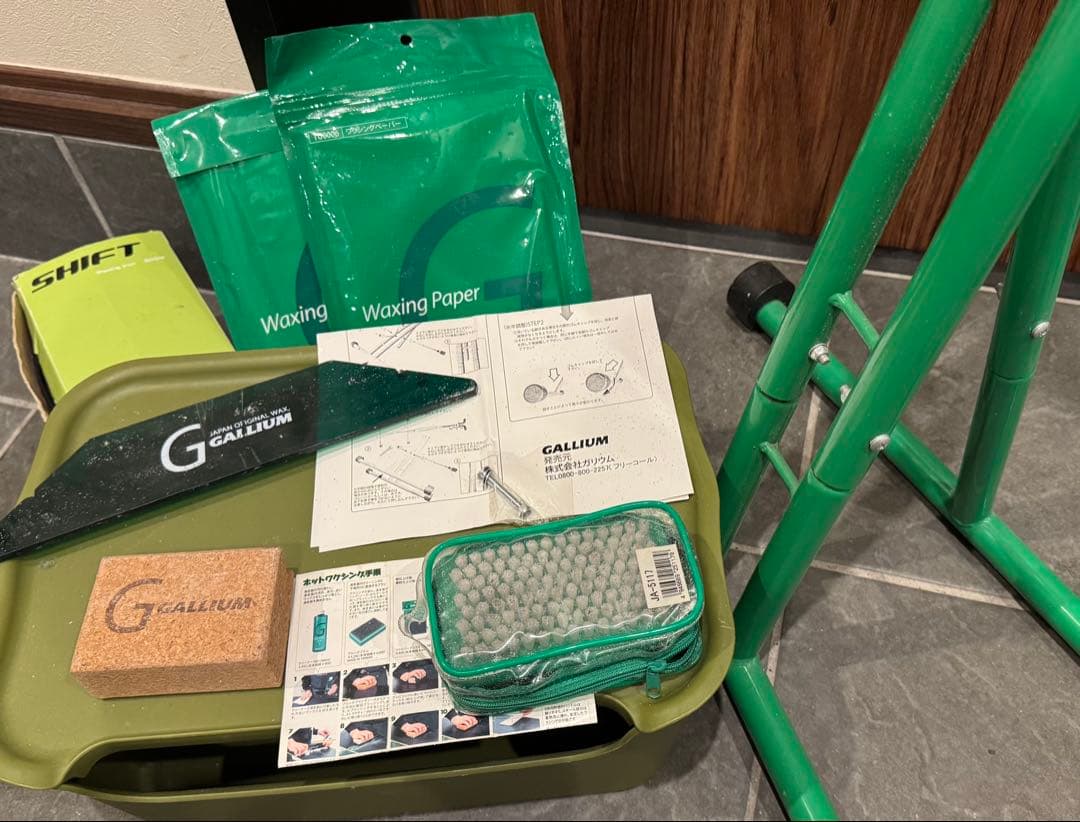 GALLIUM EGスタンドIII スノーボードメンテナンスセット ワックス新品