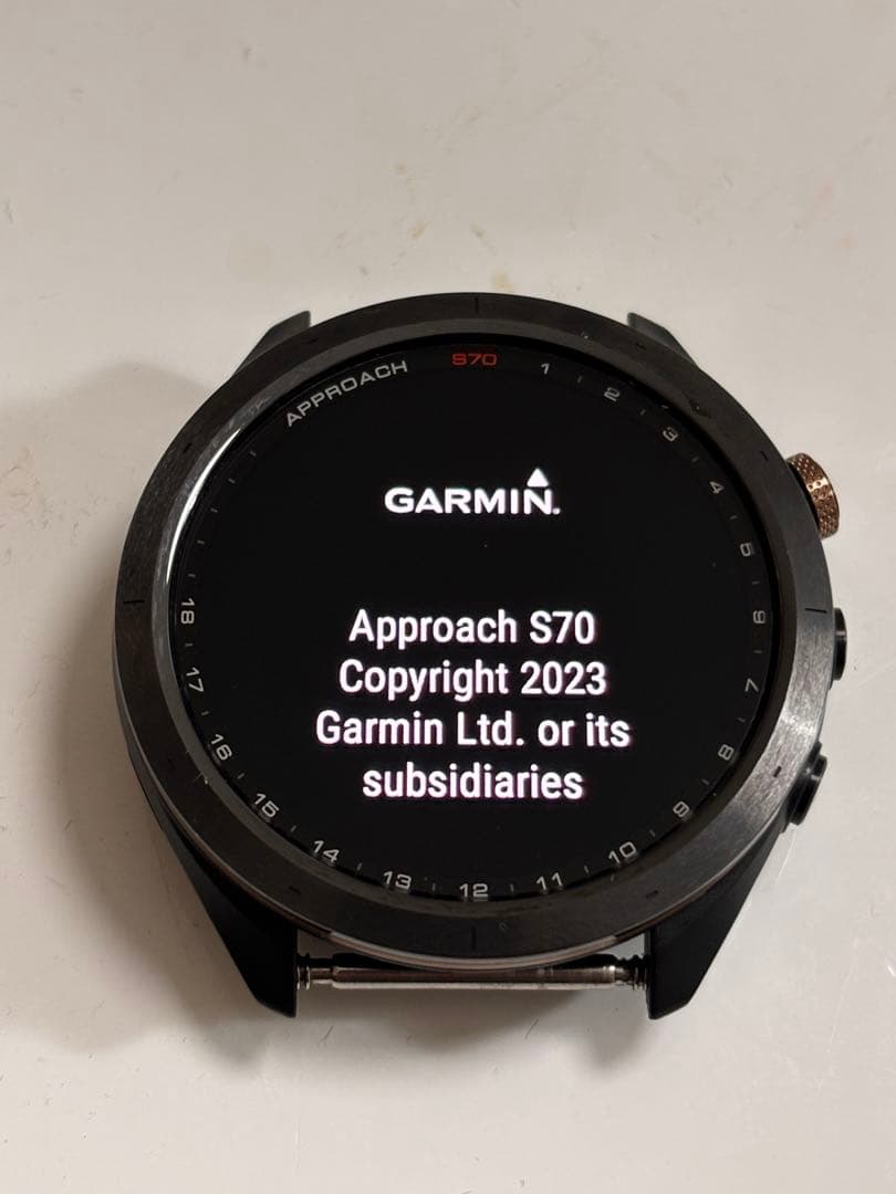 【新品同様GARMIN Approach S70 47mm GPSゴルフウォッチ