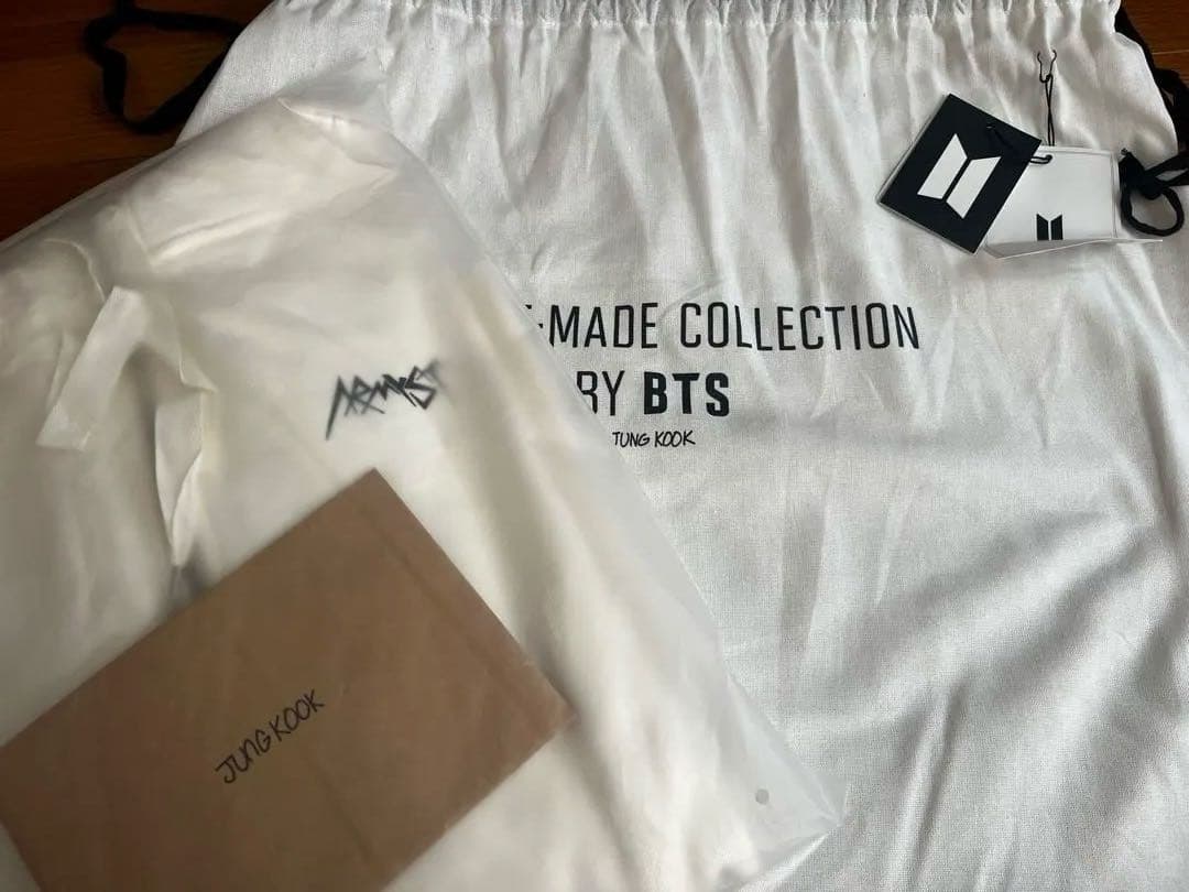 BTS artist made collection ジョング　パーカー