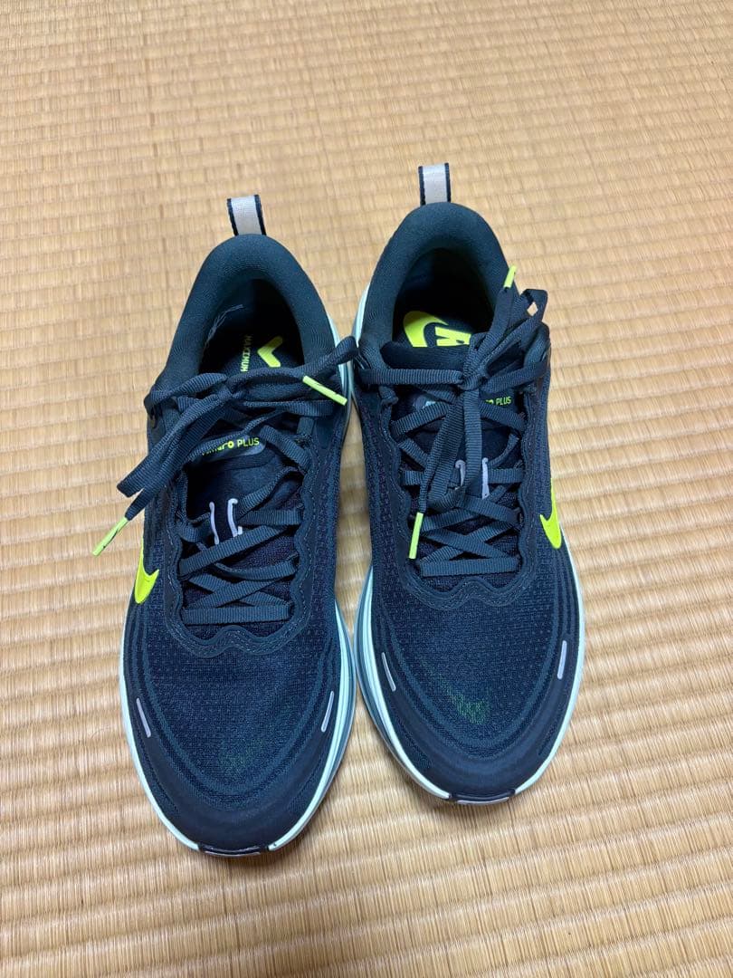 NIKE ボメロプラス