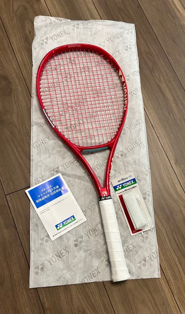 美品　YONEX VCORE 98 G2 ブイコア98ヨネックスレザーグリップ付