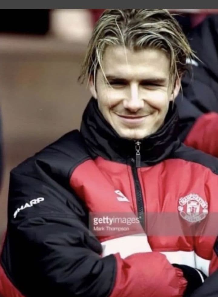 マンチェスターユナイテッド ベッカム着用モデル UMBRO ダウンジャケット