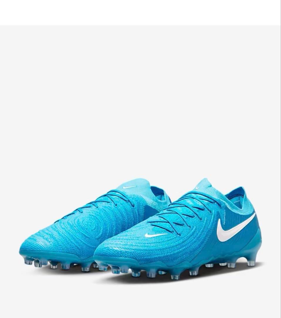 サッカースパイクNIKEファントムGX2