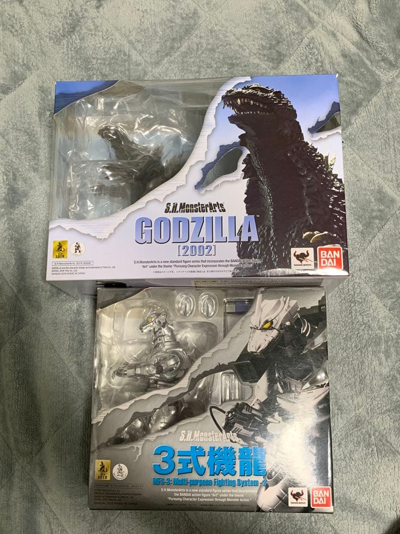 S.H.MonsterArts ゴジラ 2002 3式機龍　まとめ売り