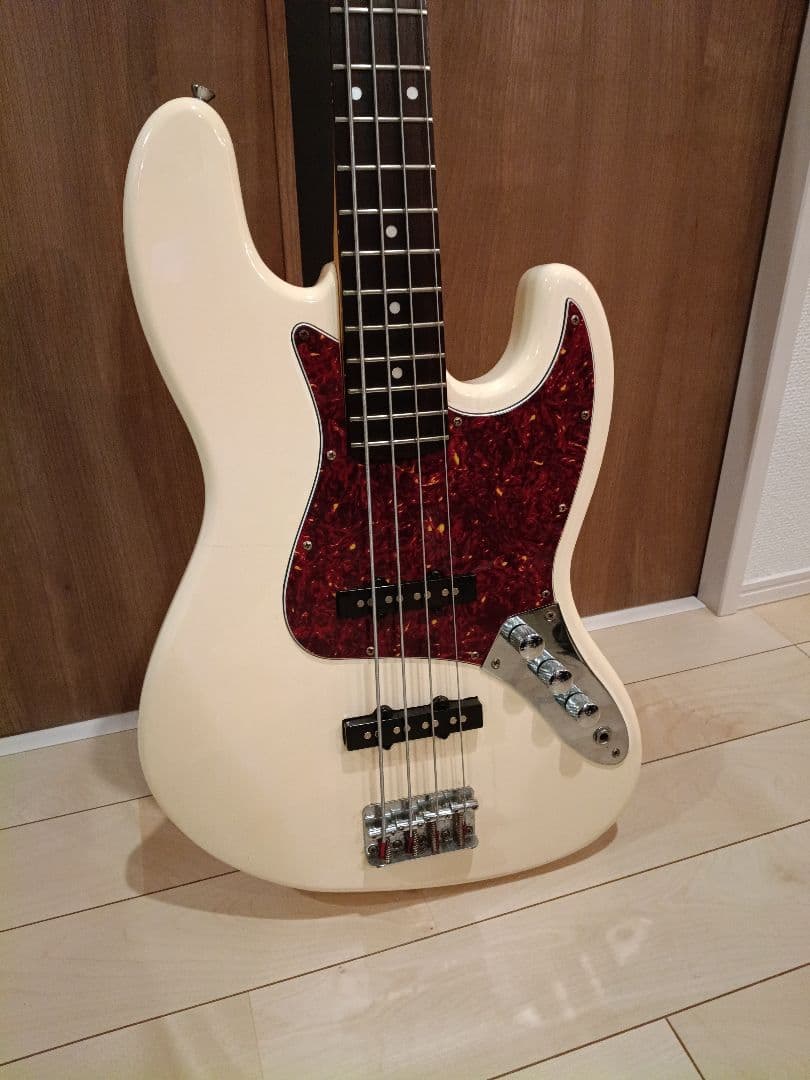 Bacchus bjb-1　エレキベース