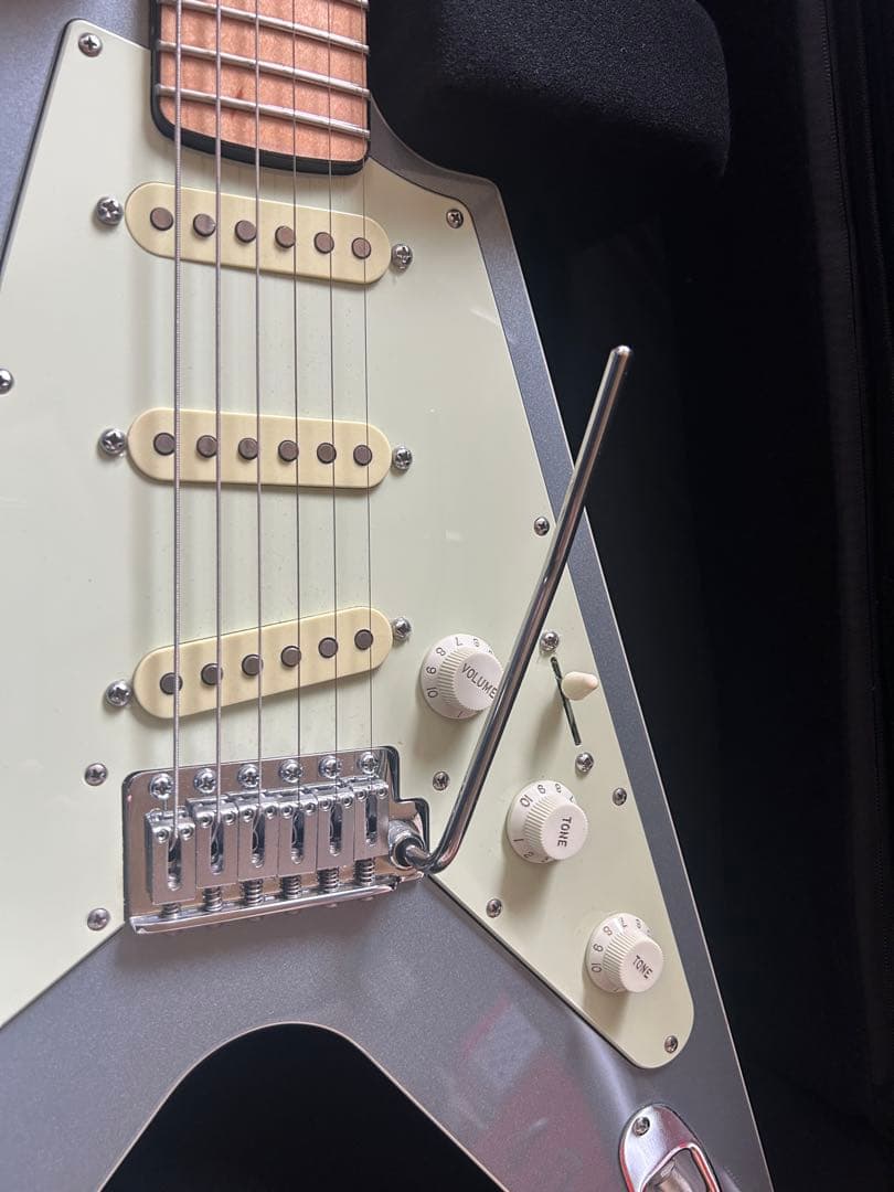 サイケデリズムギター　ギブフェンドリクス　メイプル指板