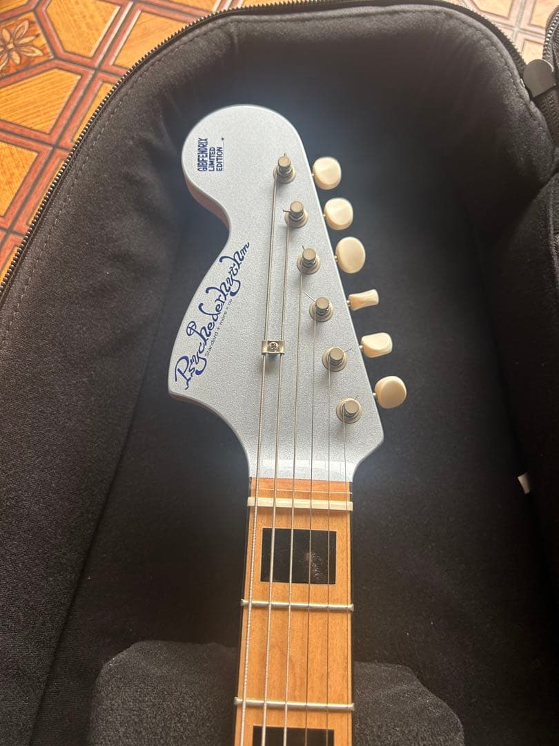 サイケデリズムギター　ギブフェンドリクス　メイプル指板