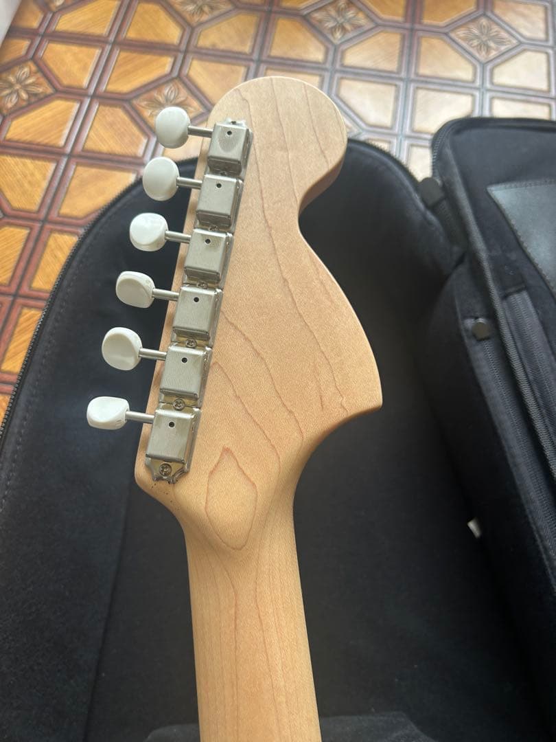 サイケデリズムギター　ギブフェンドリクス　メイプル指板