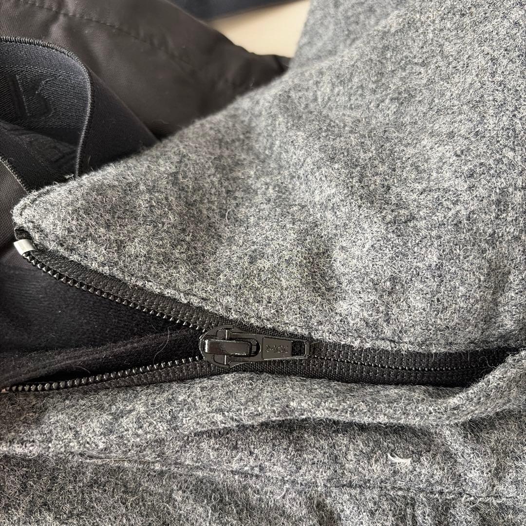 新品未使用品モンクレール スキーウェア　サイズS