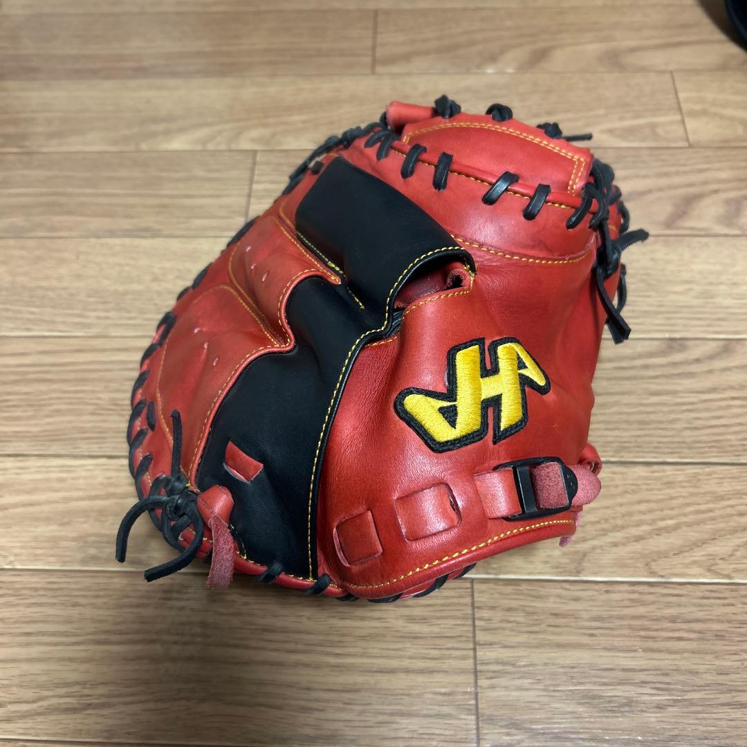 ハタケヤマ　軟式グローブ 赤