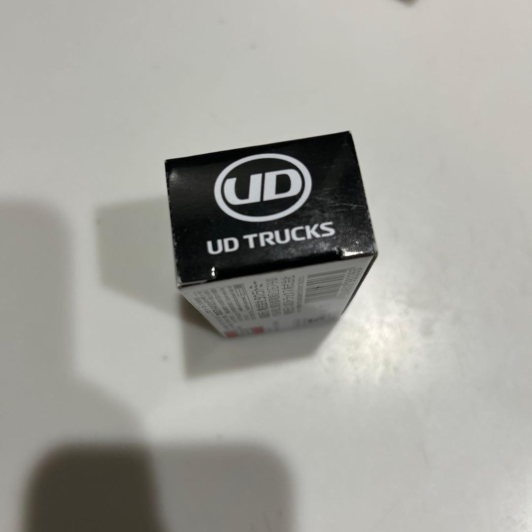 トミカ UDトラックス ★クオン★90周年記念 【新品未開封】非売品★レア物