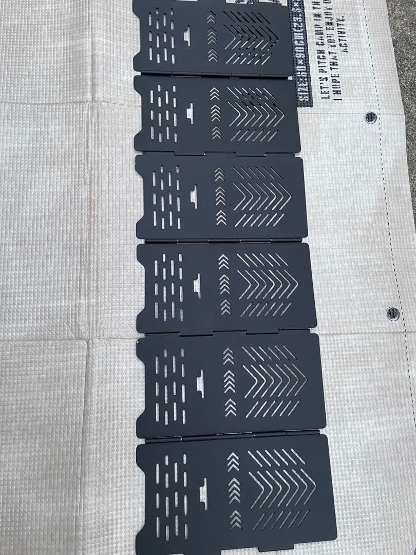 スームルームアーチ型焚き火台　サンゾー工務店ロダン型