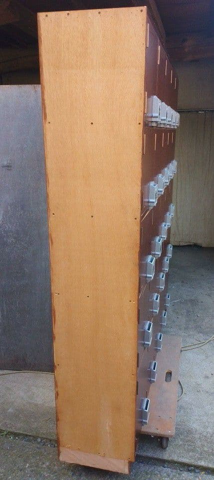 木製シューズロッカー 25個収納 木札下駄箱