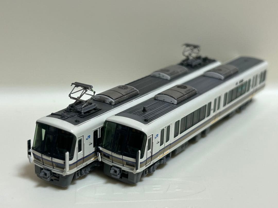 鉄道模型　Nゲージ　KATO 10-1581 221系　リニューアル車　嵯峨野線