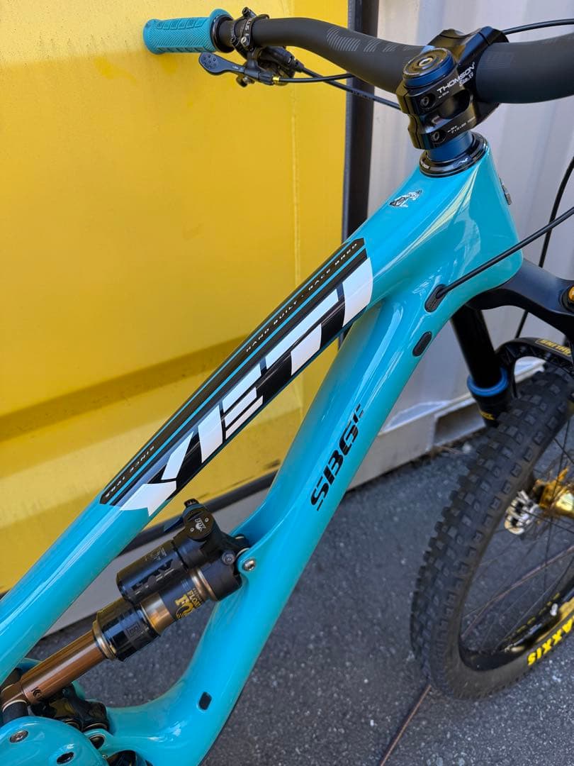 YETI SB6C クリスキング限定ゴールド ほぼ未使用 総額100万超
