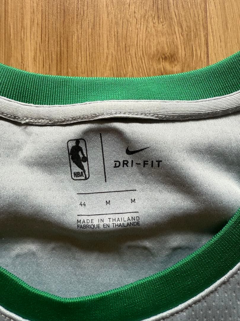 ボストン・セルティックス カイリー・アービング ユニフォーム 44