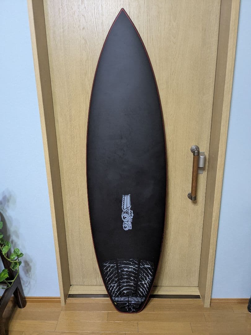 JS XEROGRAVITY CARBOTUNE 5'10\
