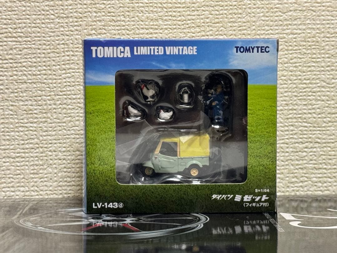 TOMICA LV-143 ミニカー フィギュア付き