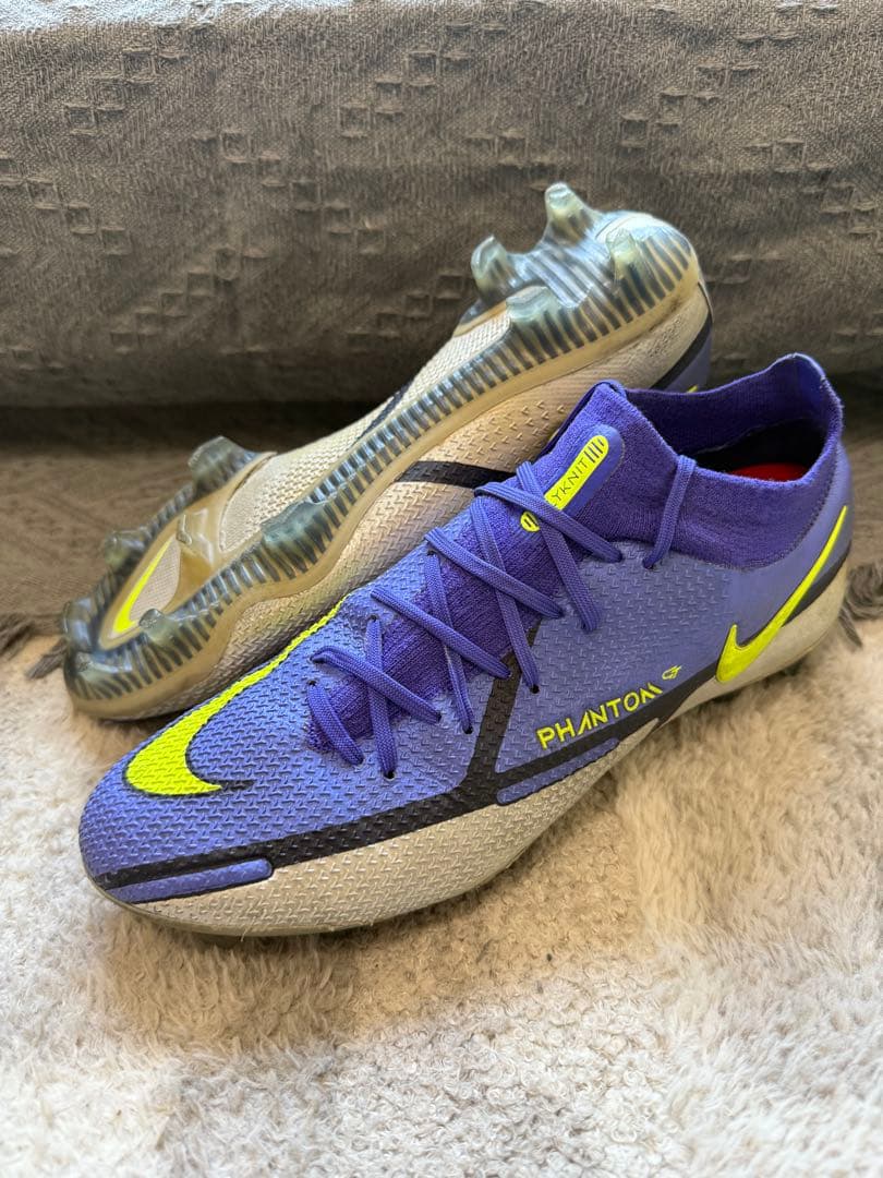 サッカースパイク　NIKE ファントムGT2 26.5 FG