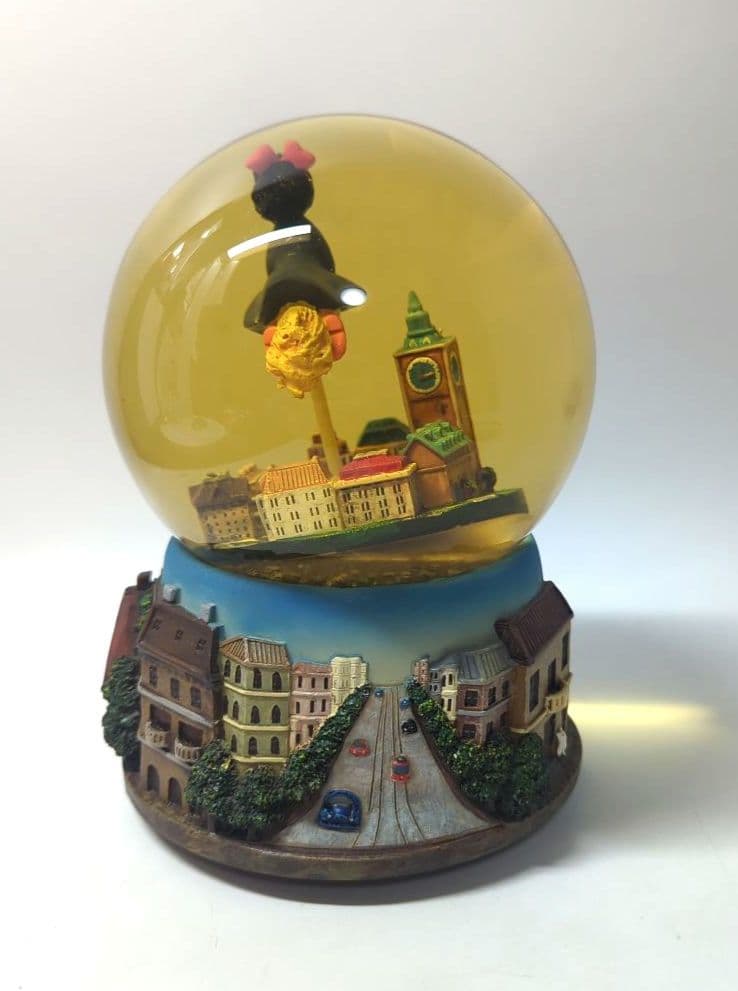 魔女の宅急便　ウォーターボール　スノードーム　キキ　コリコの街並み