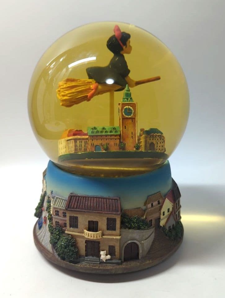 魔女の宅急便　ウォーターボール　スノードーム　キキ　コリコの街並み