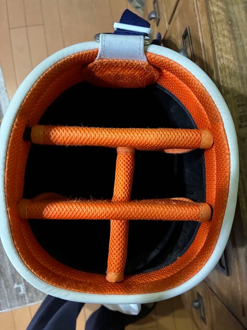 TAYLORMADE ゴルフバッグ・キャディバッグ　テイラーメイド