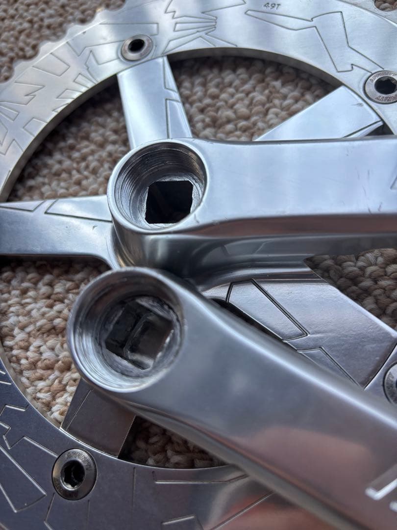 AFFINITY クランクセット 48T 165mm