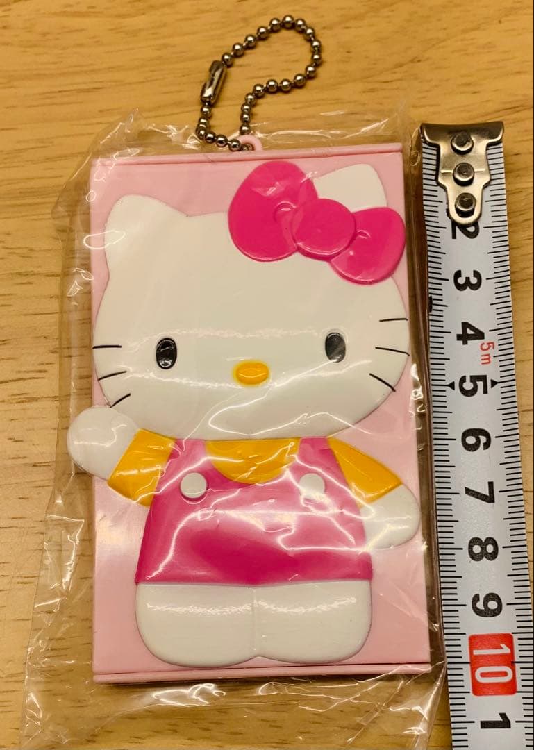 ハローキティ　キティ　名刺入れ　サンリオ　ピンク