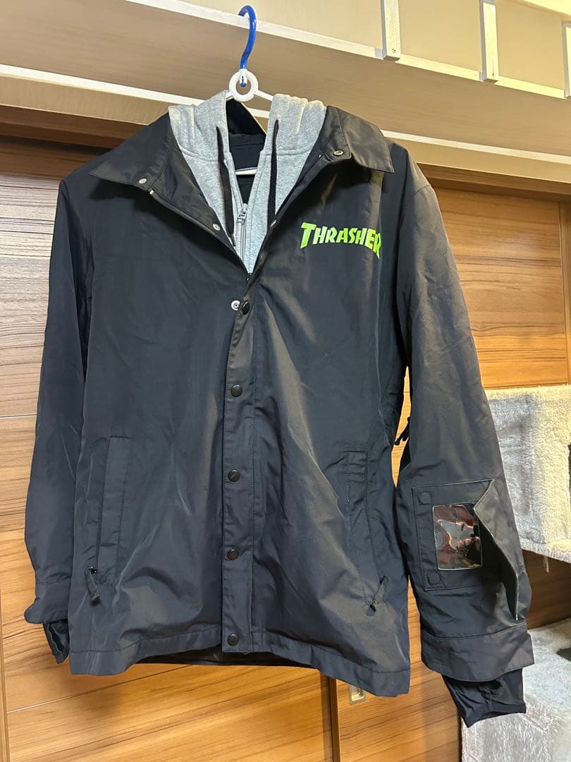 THRASHER スノボーウェア