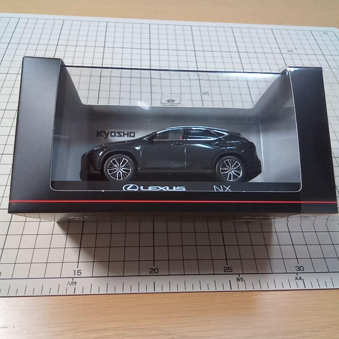 レクサスNX450ｈ+　ミニカー　トヨタ プルバックカー ミニカー