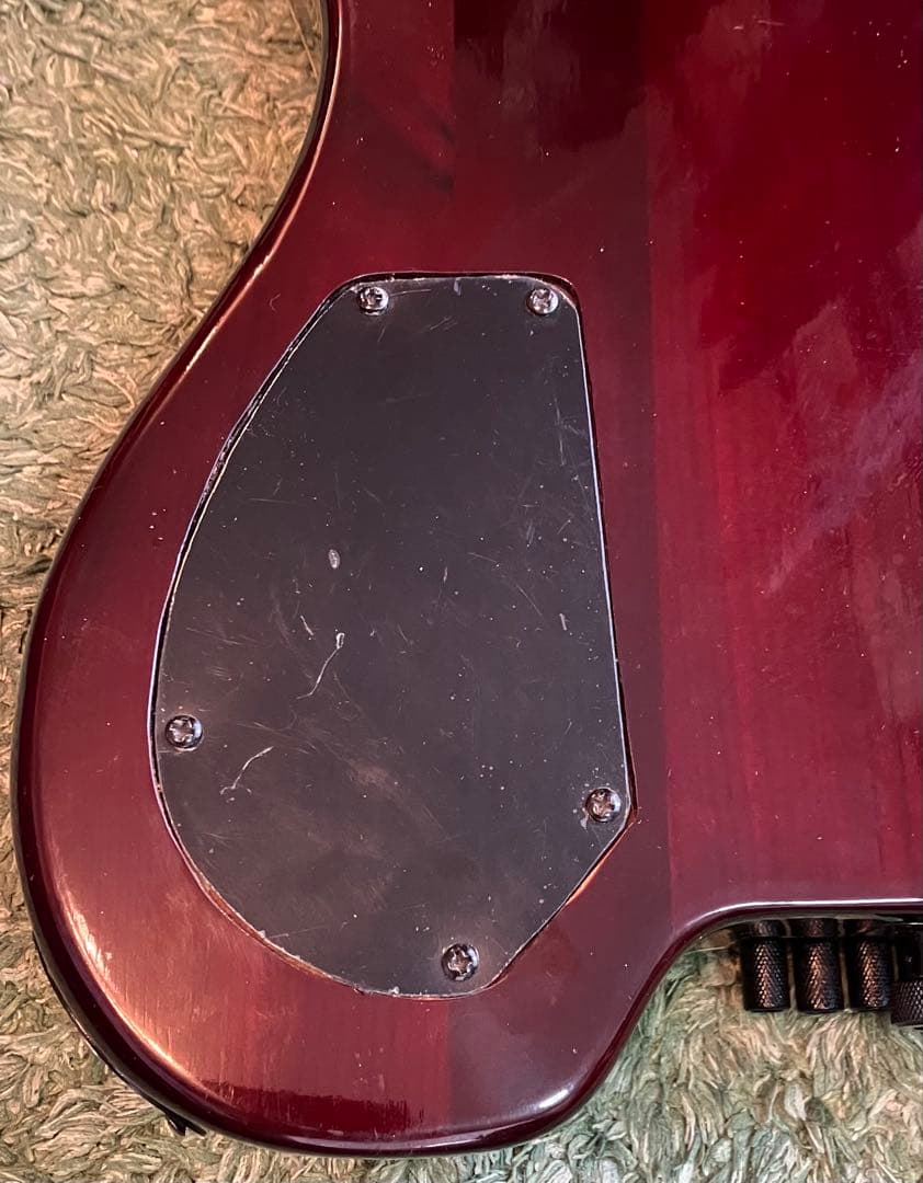 ヘッドレスギター