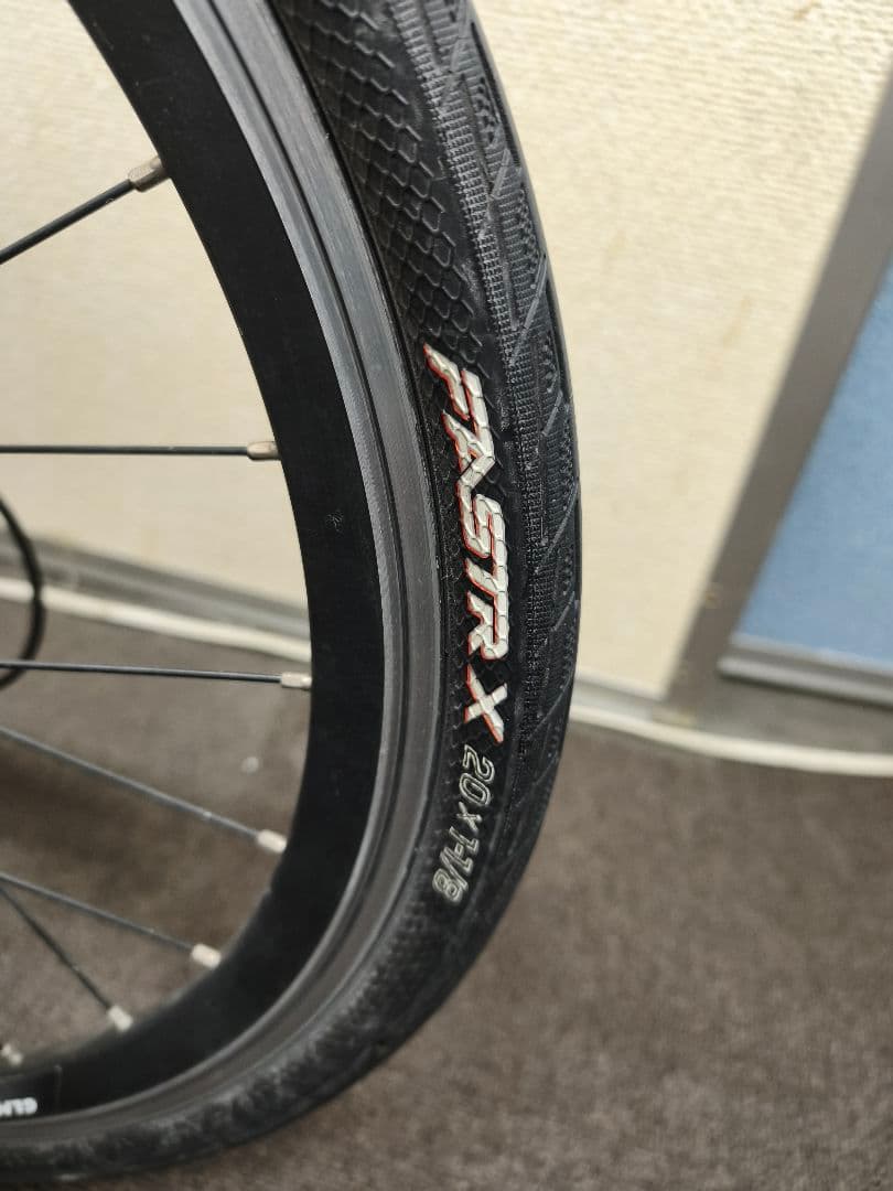 GIANT　IDIOM Mサイズ　20インチ ブラック/レッド