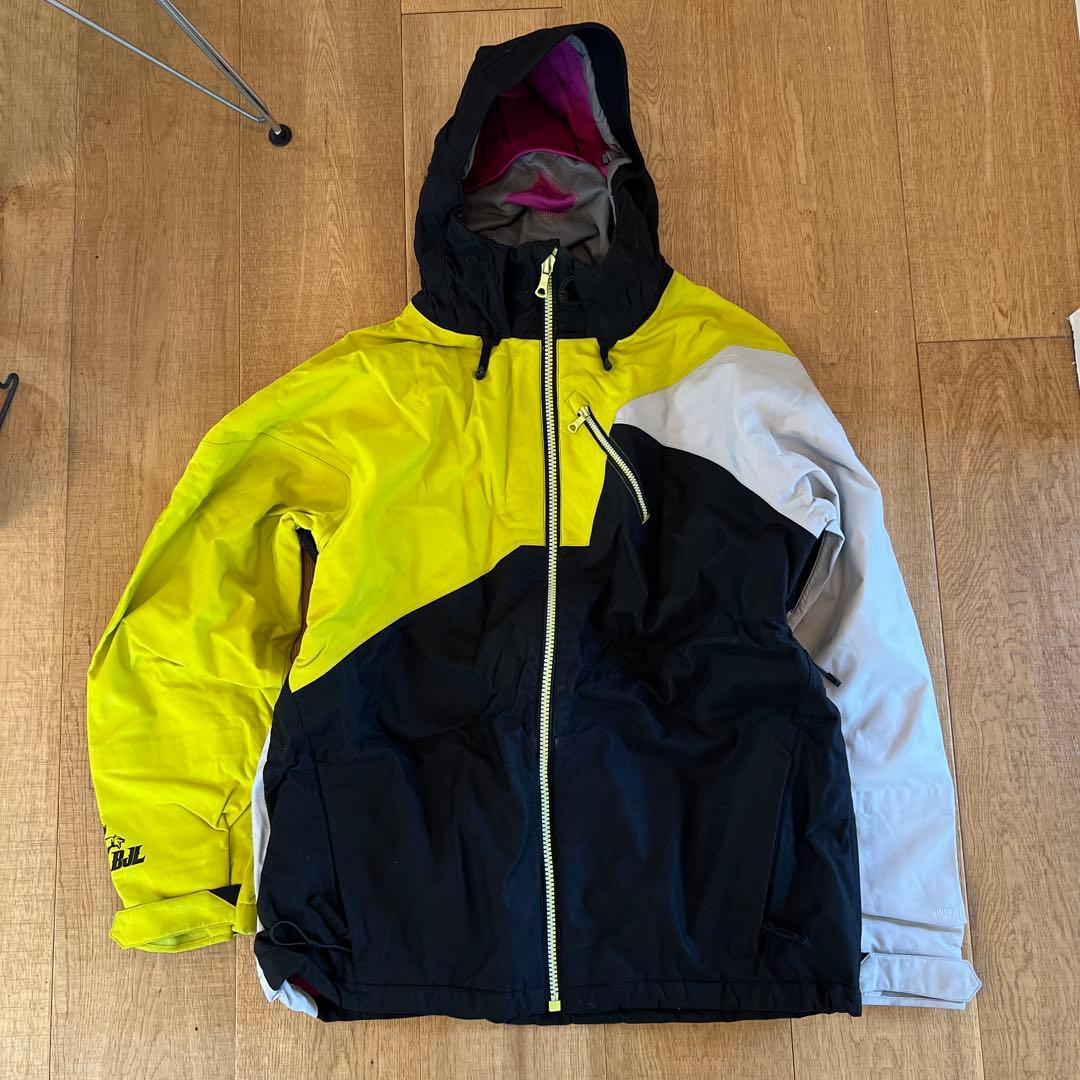 【希少】VOLCOM スノーボードジャケット XL