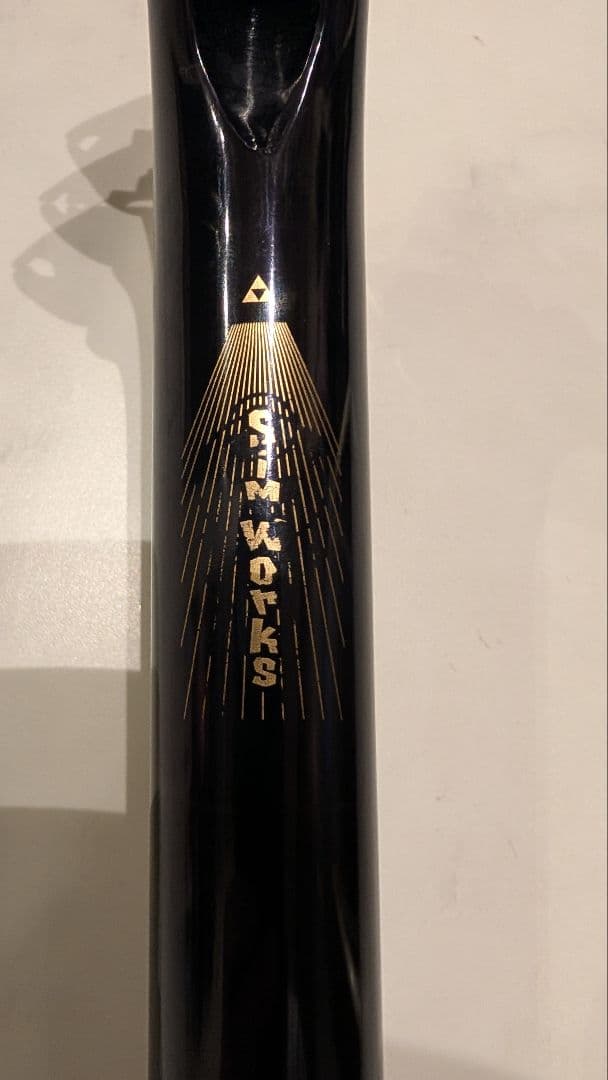 SIMWORKS Froggy Seatpost 300mm27.2mmブラック