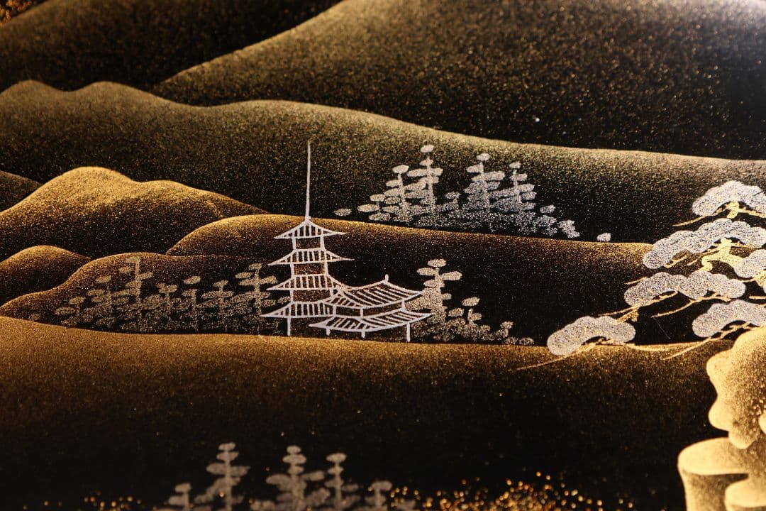 【MA771】蒔絵師 久世宗春 研出山水蒔絵 上手 冠卓 二段卓 共箱 木製