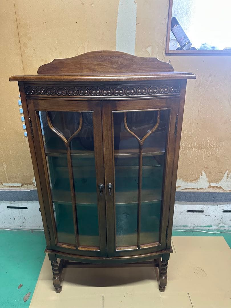 く*み様 木製ガラス扉キャビネット