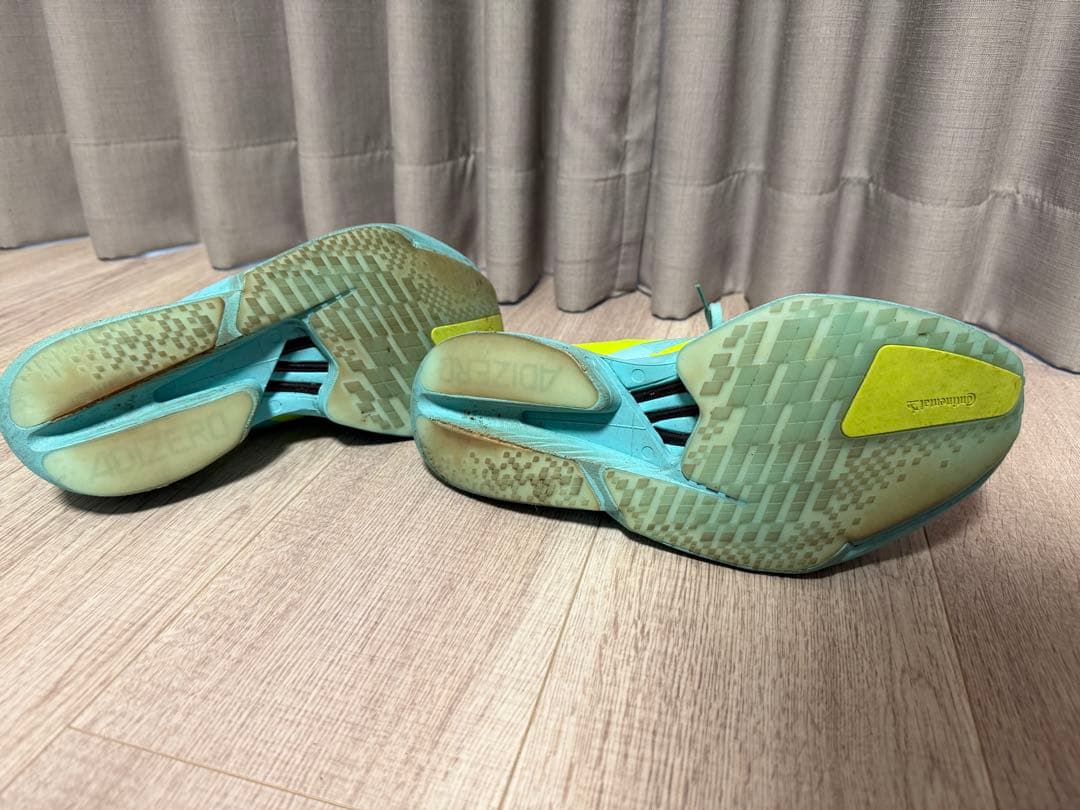 adidas アディオスプロ4（25.5cm）走行98km 状態良好　水色