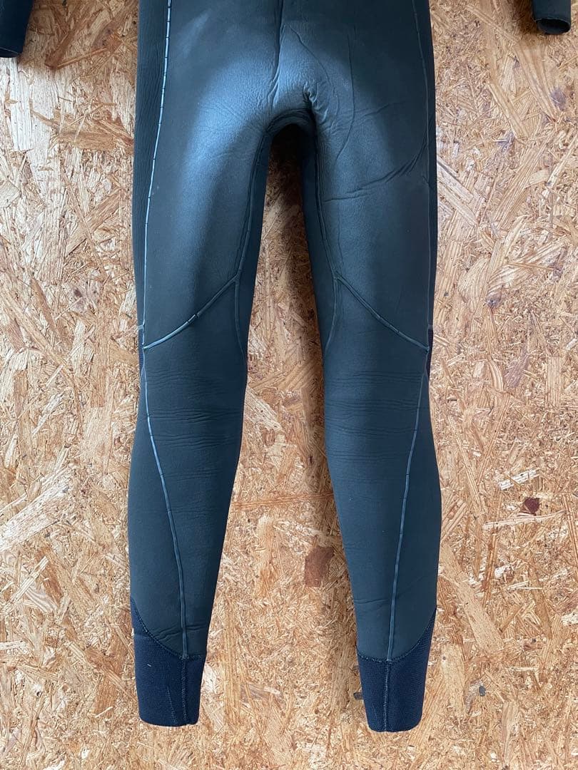 patagonia メンズMS・R2 ・フロントジップ・フルスーツ