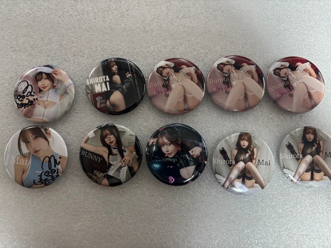 白田まい　コスホリ限定　缶バッチ　個別売りできます