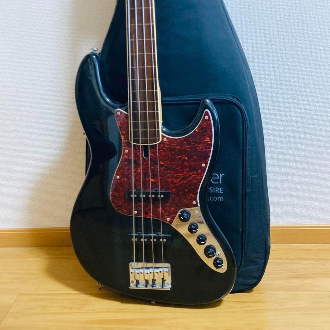 Sire V7 Alder FL 【動作確認済】 エレキベース フレッドレス