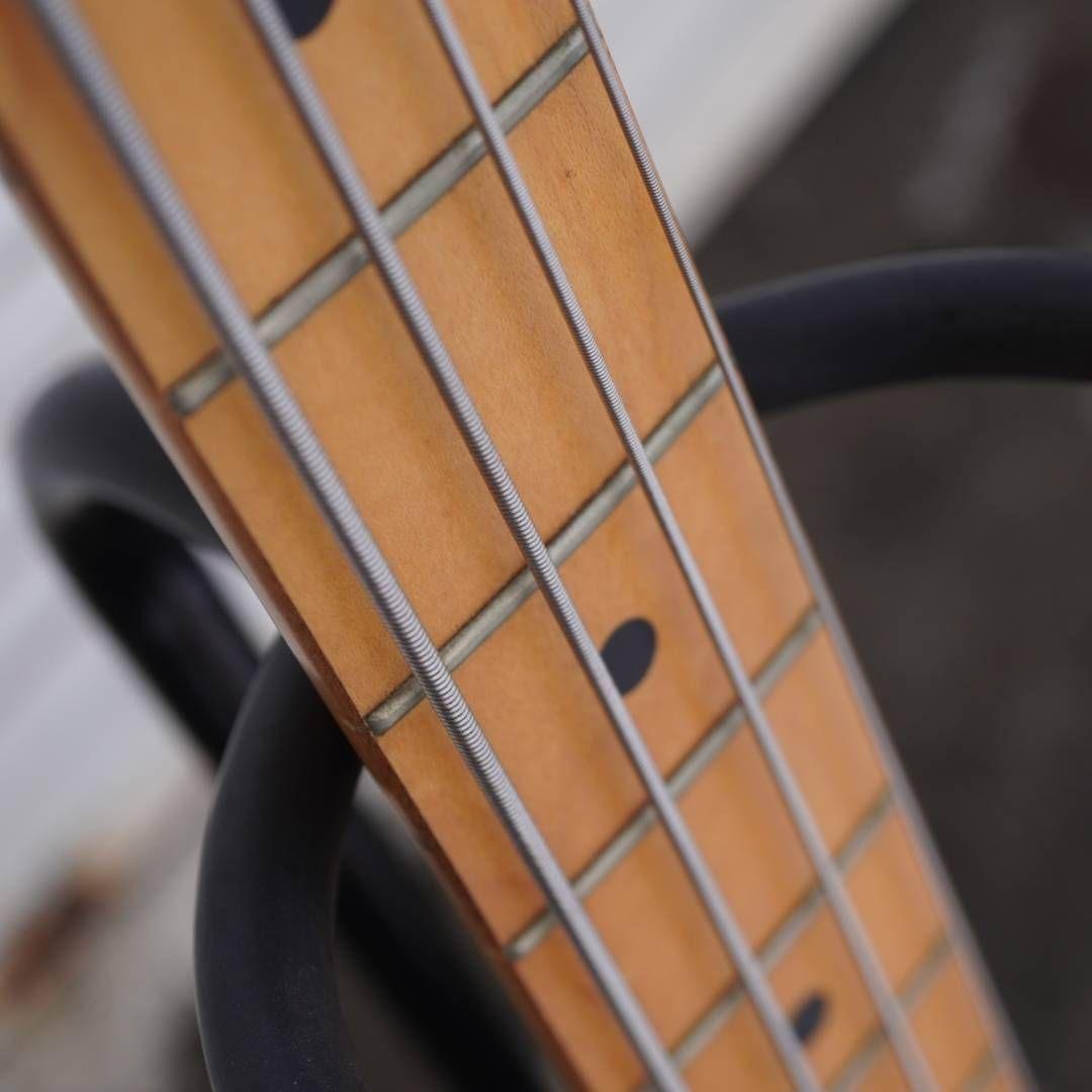 【希少・極美品】ベースSterling SB4リザード純正仕様 ミュージックマン