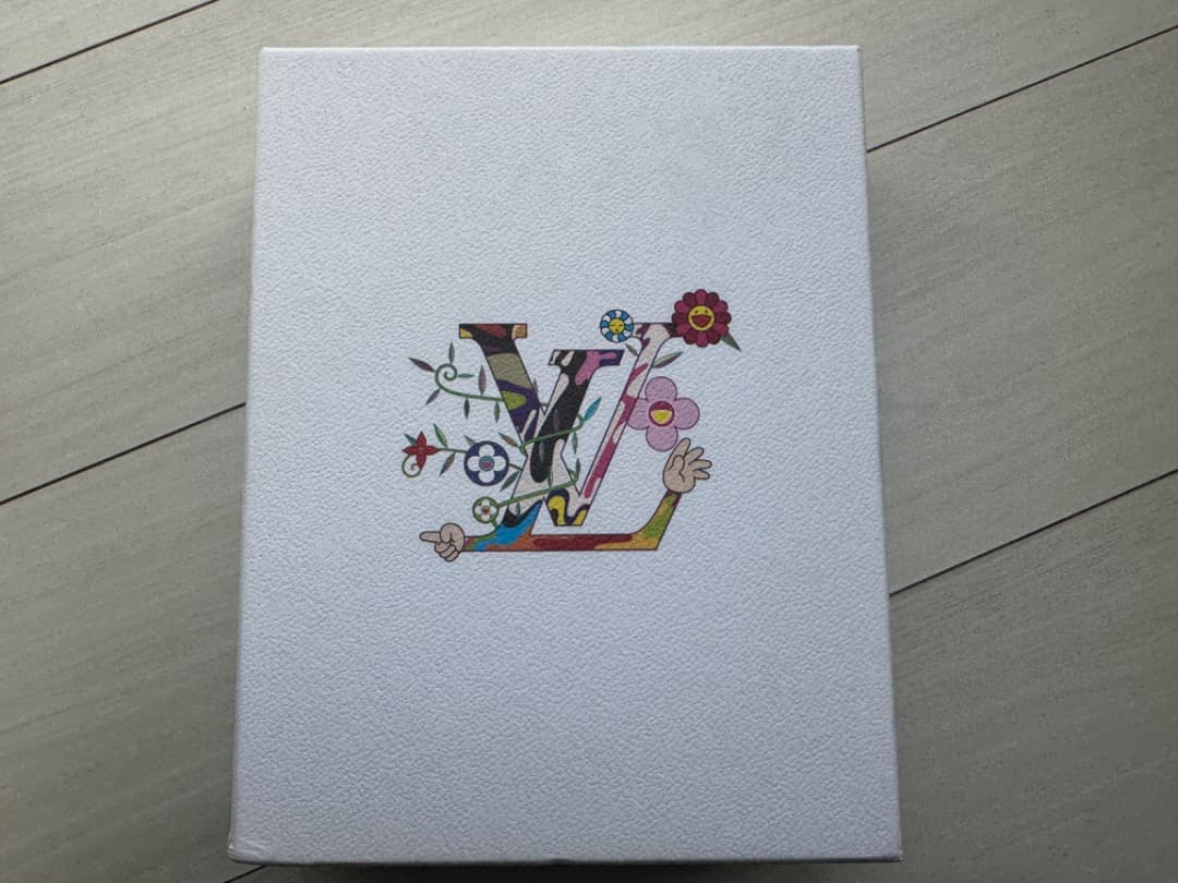 ルイ・ヴィトン x 村上隆コラボ　トレーディングカードセット レアカードは7枚