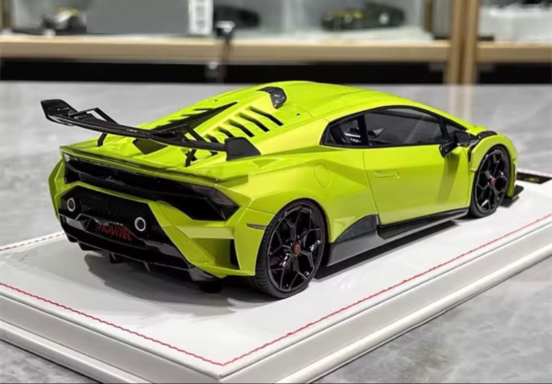 自動車 Lamborghini RUNNER 1:18 huracan STO