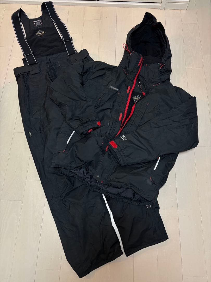 ダイワ　ゴアテックス　中綿入りウインタースーツM プロバイザー　防寒防風