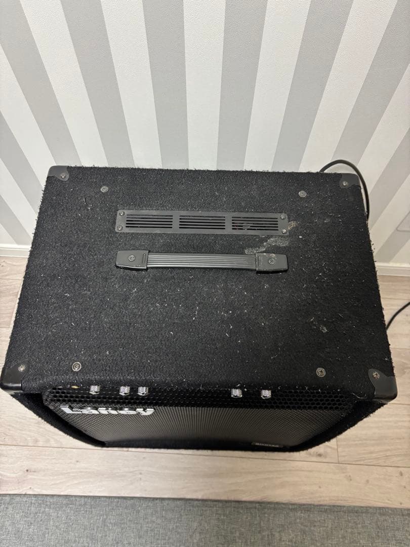 Laney アンプ　RB8 レイニー ベースアンプ
