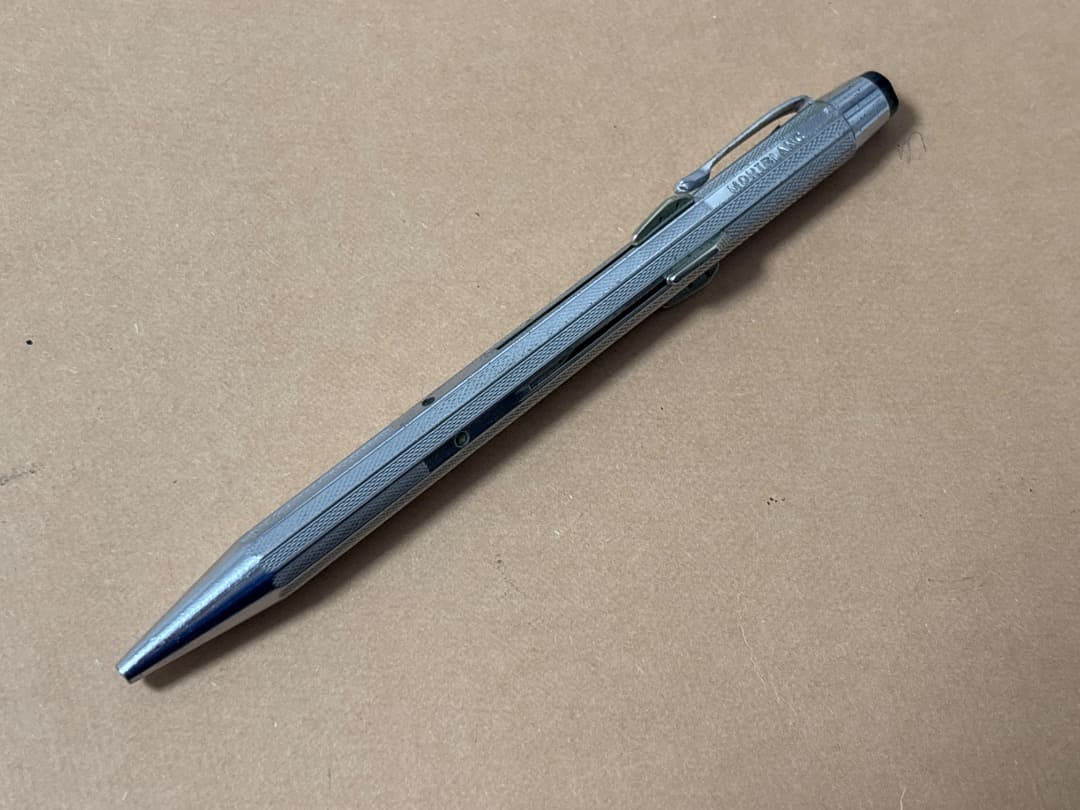 モンブラン　pix no,50 レバー式　4色ボールペン montblanc